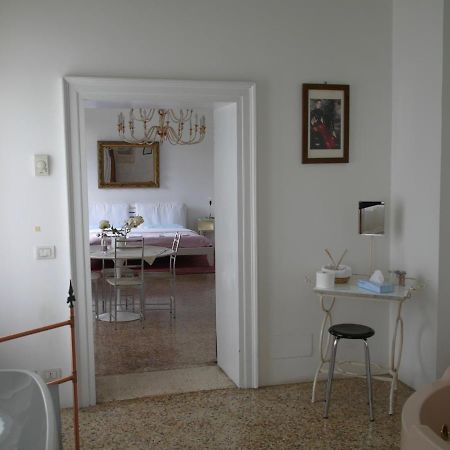 B&B Giardino Jappelli Rosa Luaran gambar